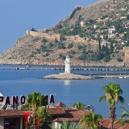 玛恩海滩公寓酒店 公寓式酒店 阿拉尼亚