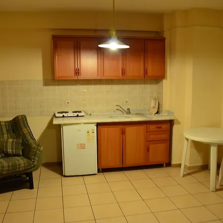 玛恩海滩公寓酒店