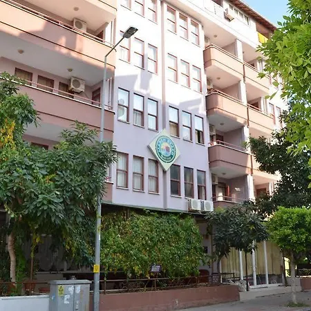 玛恩海滩公寓酒店 公寓式酒店